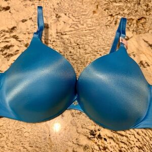 New NWT Victoria's Secret Vibrant Blue Push up Padded So Obsessed Bra